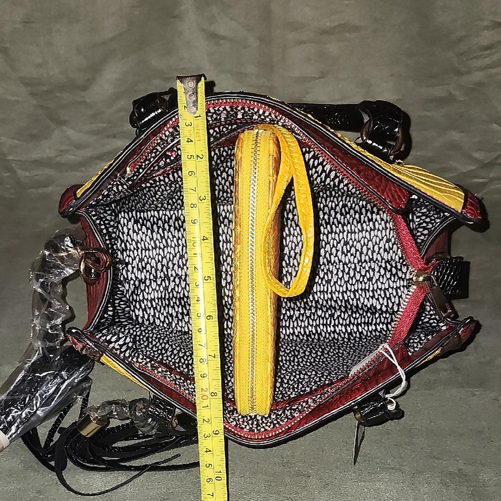 Purse & Wallet Set Yellow and Brown Croc-Embossed Women's - Picture 3 of 4